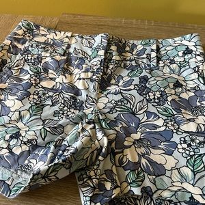 Shorts size 4 6 pairs huge lot